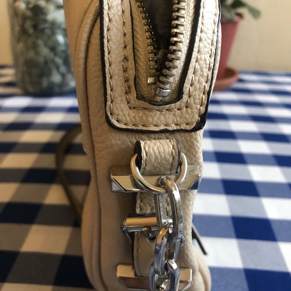 Simply Vera Wang Small Purse - Picture 7 of 8